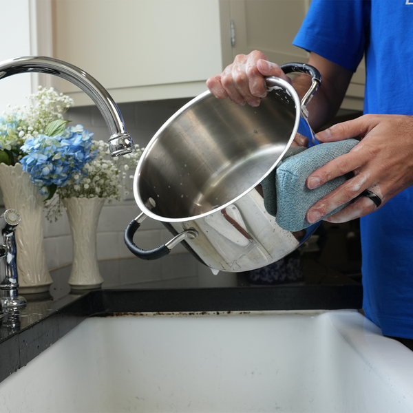 Blue Grill Rescue Forever Sponge Scrubbing Pot | The McLemore Boys