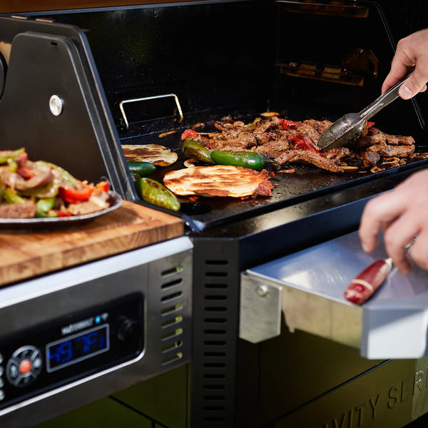 Masterbuilt Gravity Series® 1050 & 1150 Griddle Insert